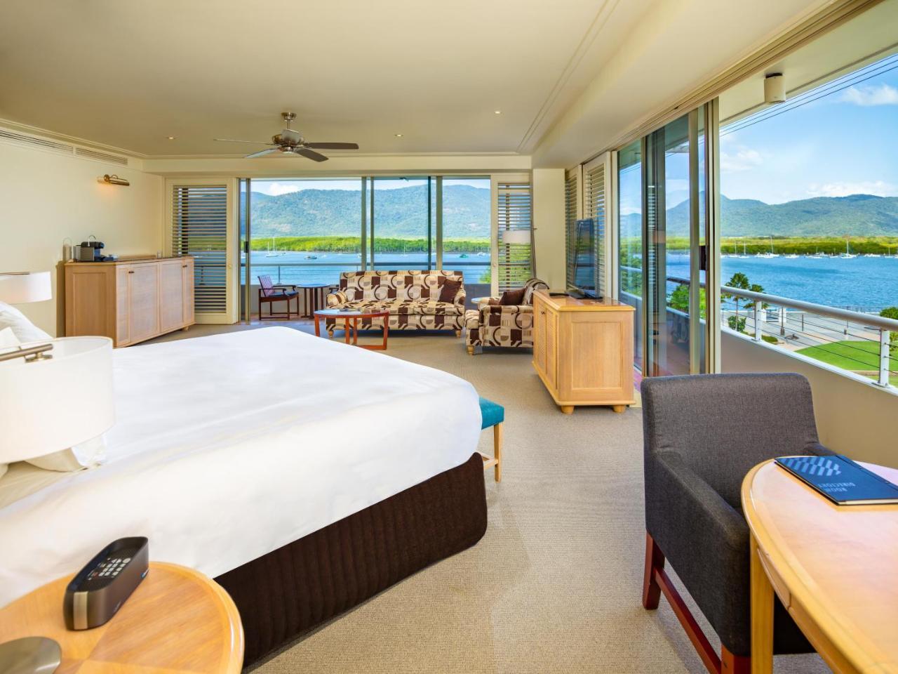 Hotel Pullman Reef Casino Cairns